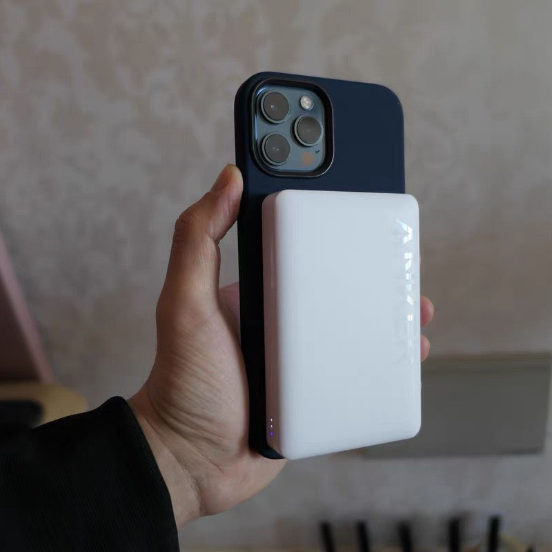 Sạc dự phòng ANKER 10000mAh 5000mAh Magnetic Battery  Tính Không Dây Sạc nhanh 20W  -  A1611 A1642