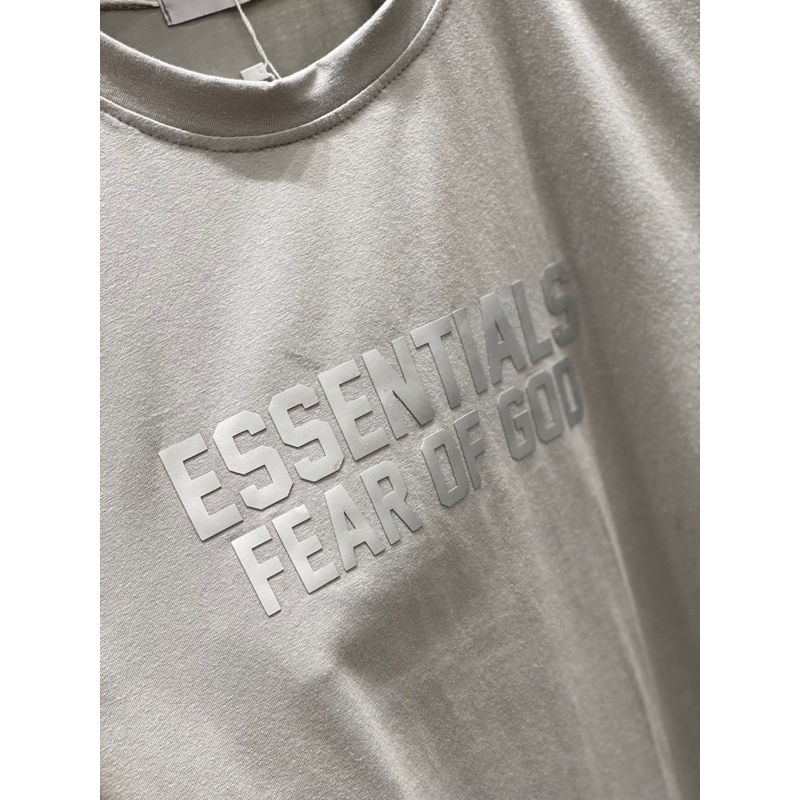 Bộ cộc thể thao Essen cực chất ,hoạ tiết đơn giản sang trọng ,new2023