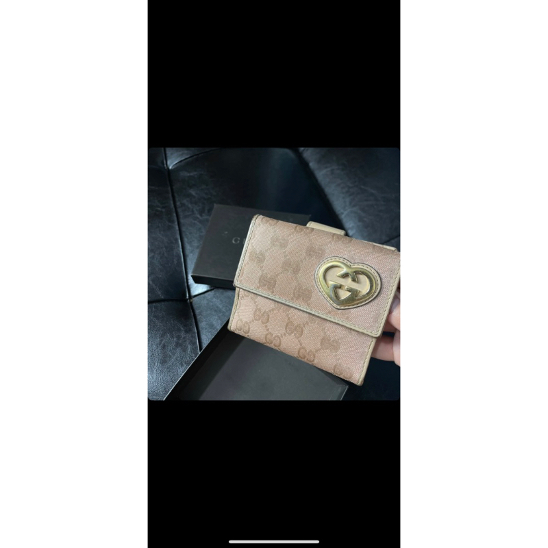 Ví gucci Auth, tặng kèm xích