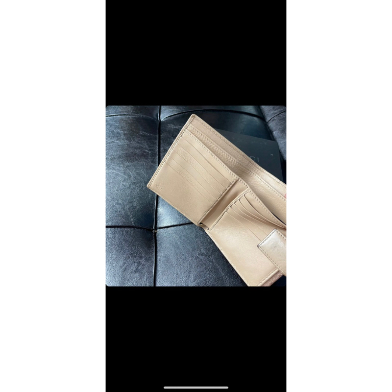 Ví gucci Auth, tặng kèm xích