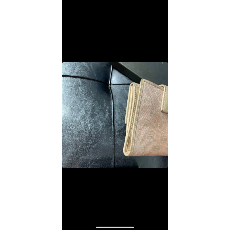 Ví gucci Auth, tặng kèm xích