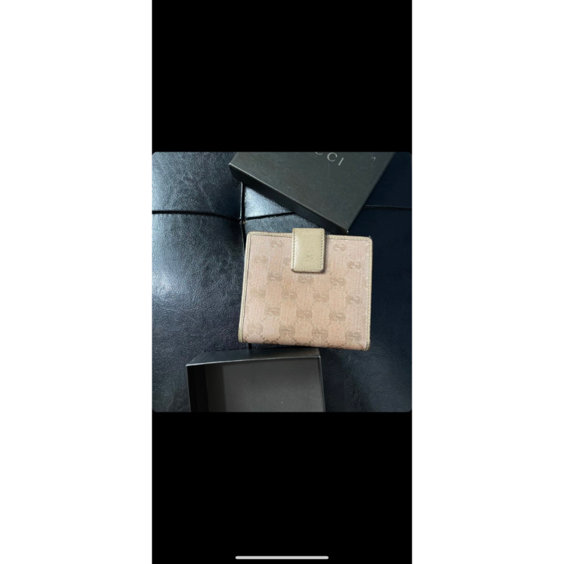 Ví gucci Auth, tặng kèm xích