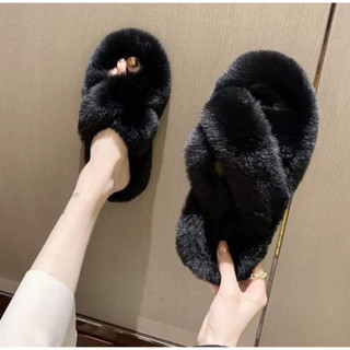 Dép lông decor chụp ảnh nail