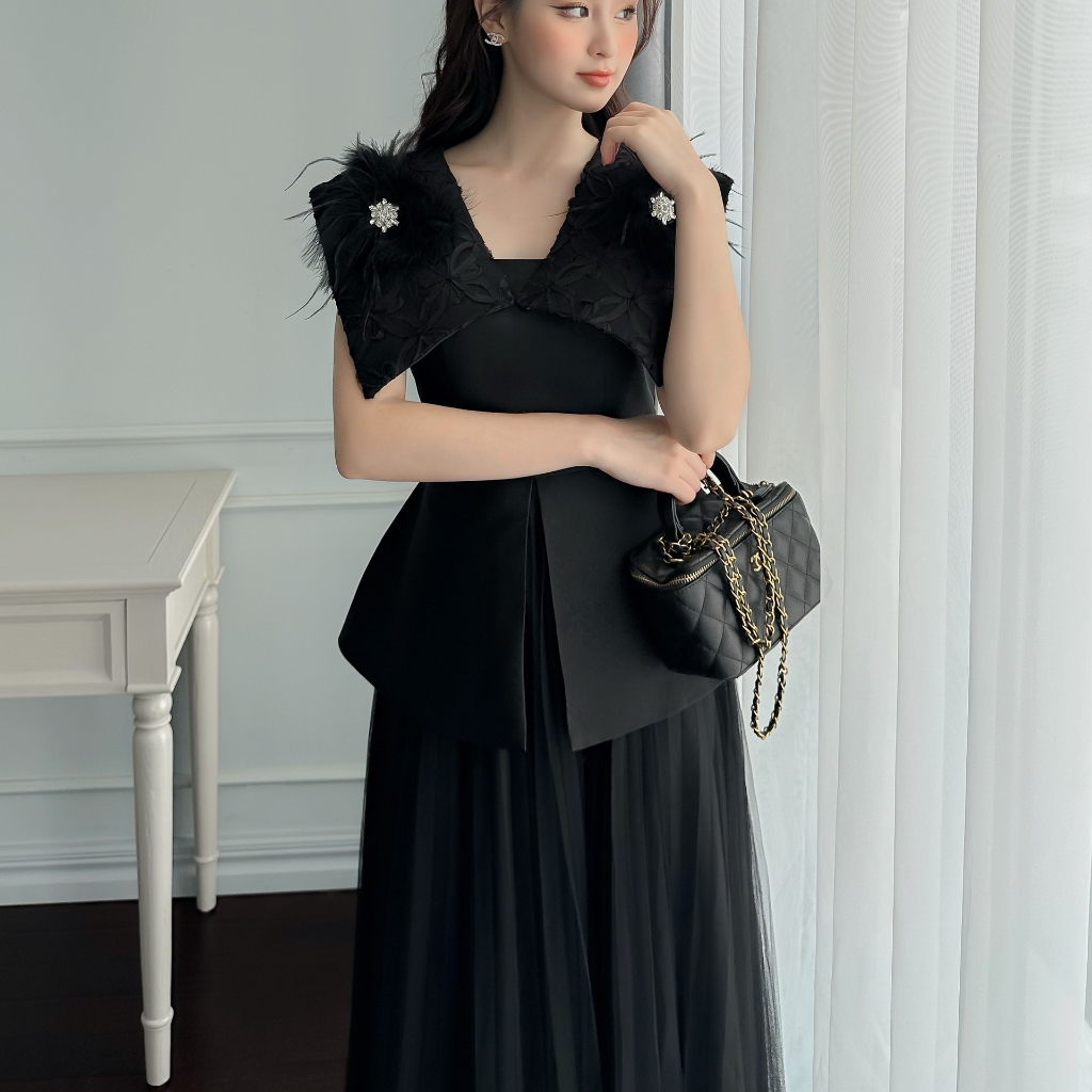 Sét Áo Lông Vũ Mix Chân Váy Hàng TKCC 𝗧𝗛𝗨𝗬 𝗡𝗚𝗔 𝗦𝗧𝗨𝗗𝗜𝗢