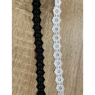 - 1m viền ren thun hoa 8 cánh khổ 1,5 cm