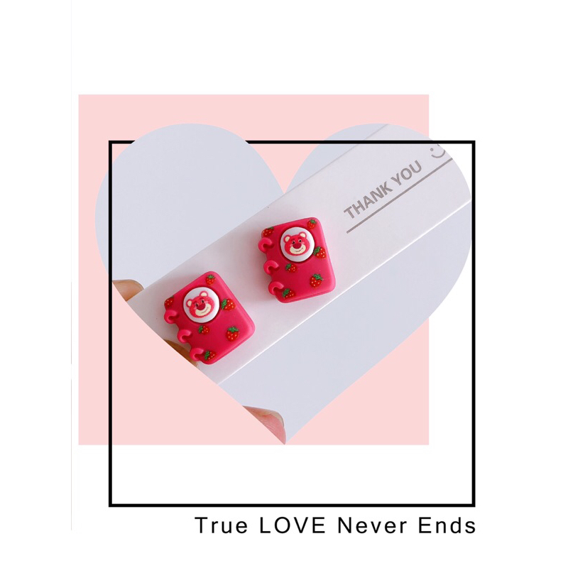 BÔNG TAI GHIM INOX GẤU DÂU