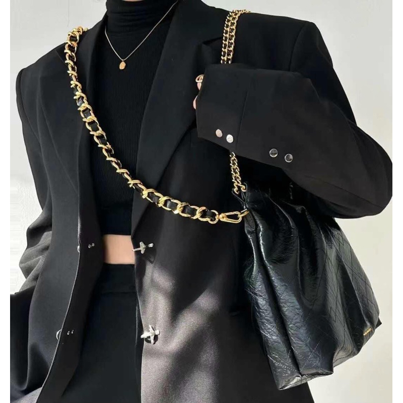 Túi cnk hobo tote bag sz 30 hot hit 2023 thời trang cá tính đeo được nhiều kiểu