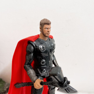 Mô Hình Thor Marvel Đồ chơi giải trí