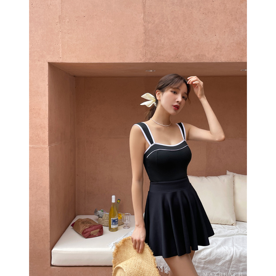 Bikini một mảnh, monokini Hàn Quốc xịn, tôn dáng, kèm váy che bụng to, kín đáo, đen viền trắng basic có bigsize 65kg