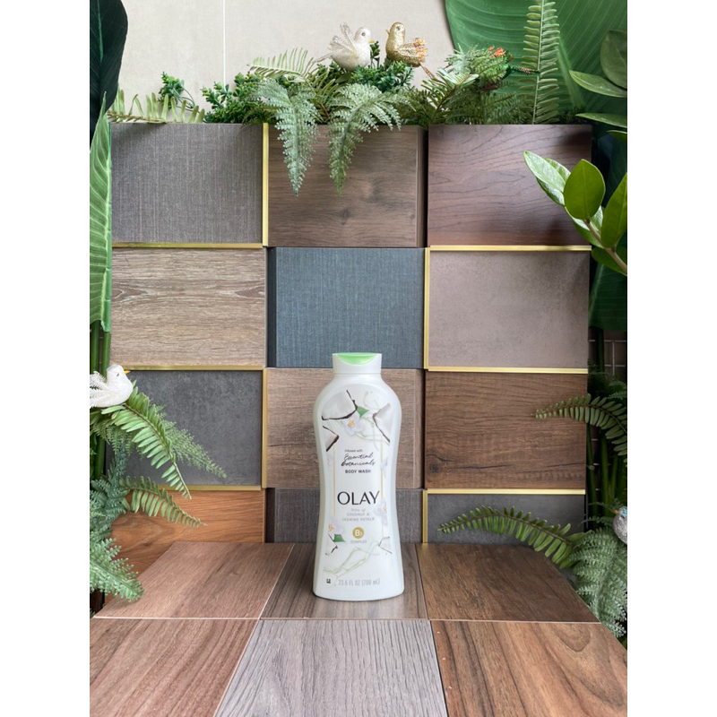 Sữa Tắm Dưỡng Trắng Da Olay Ultra Moisture 700ml Của Mỹ.