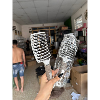 Lược gỡ rối tóc bán nguyệt