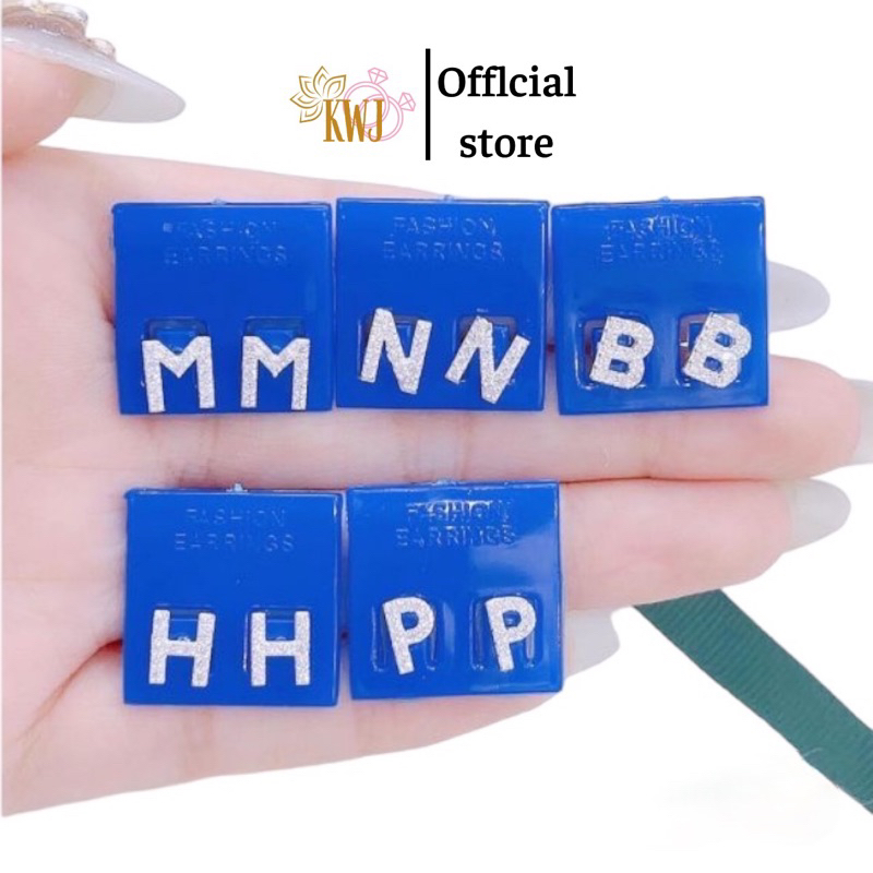 Khuyên tai bạc nữ KWJ đủ chữ cái