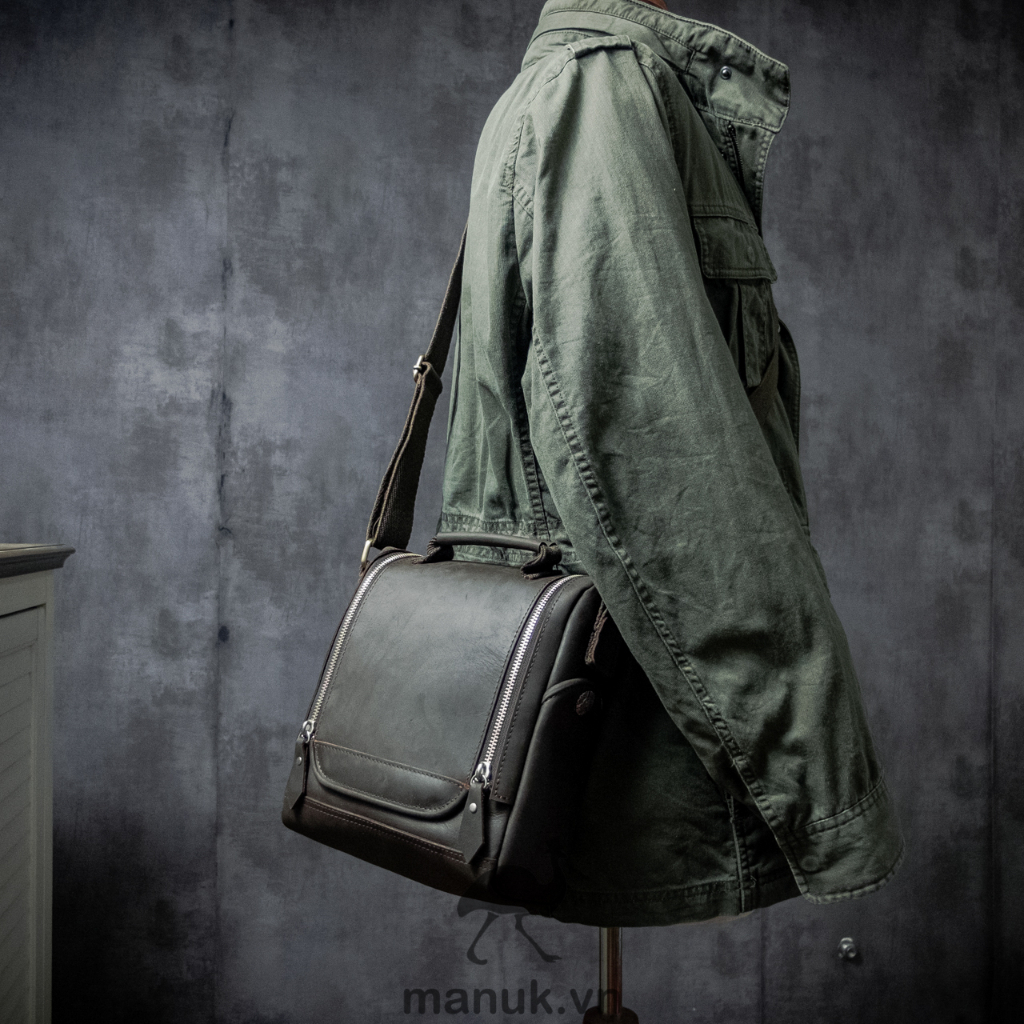 Túi đeo chéo da bò máy ảnh cổ điển - Messenger Pic manuk leather - Da bò sáp crazy horse cao cấp