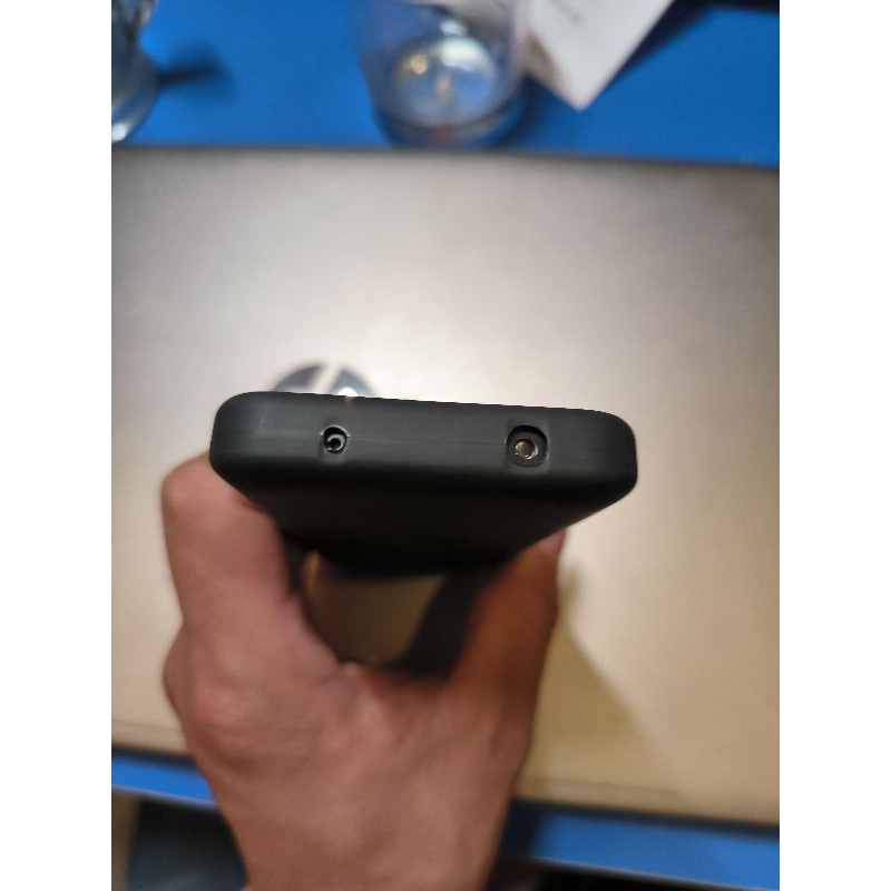 Ốp lưng màu đen che camera chođiện thoại F21 Pro Nocam