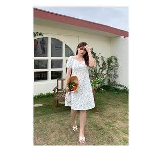 Đầm trắng hoa xanh cổ chữ U big size 4XL 90-100kg