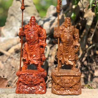 Tượng quan công cao 20 cm làm từ gỗ hương, bách xanh. Quan vũ , Quan thánh , Quan vân trường , Quan nhị gia