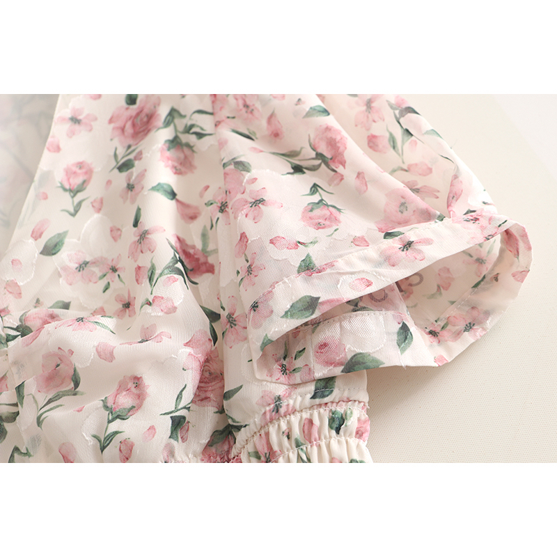 Z504 Váy hoa cổ V xuất dư của HOPESHOW