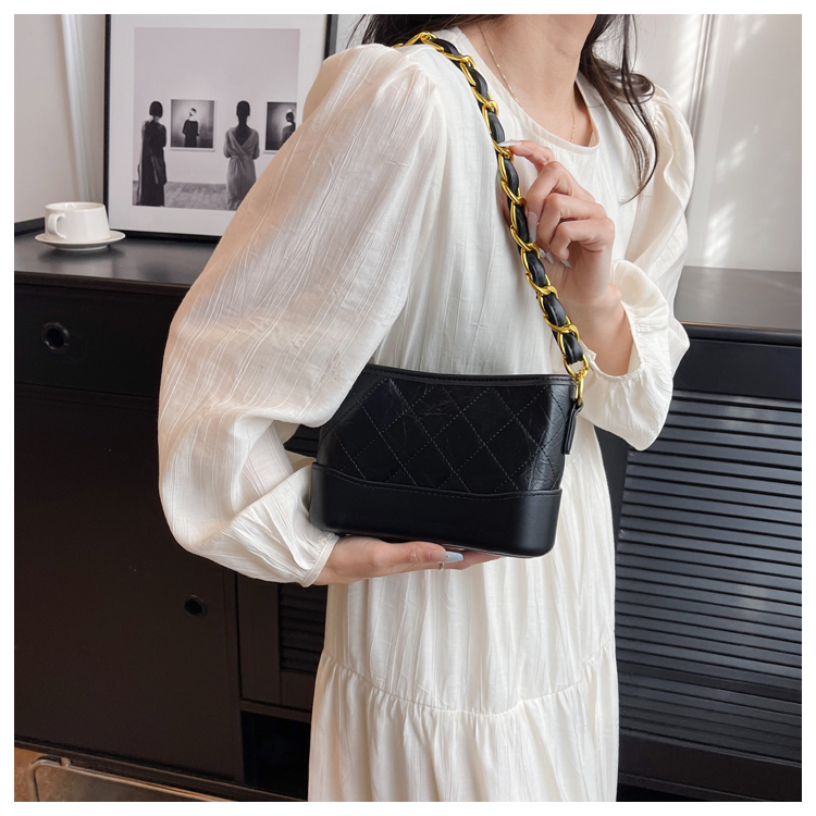 Ready - VỀ SẴN: Túi xách trám đế màu dây đan to