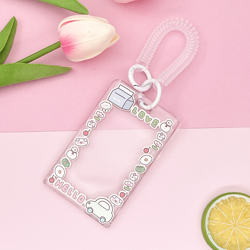 Bao Thẻ Học Sinh Nhựa Mica Trong Suốt In Họa Tiết Họa Hình Kèm Móc Lò Xo Chuông