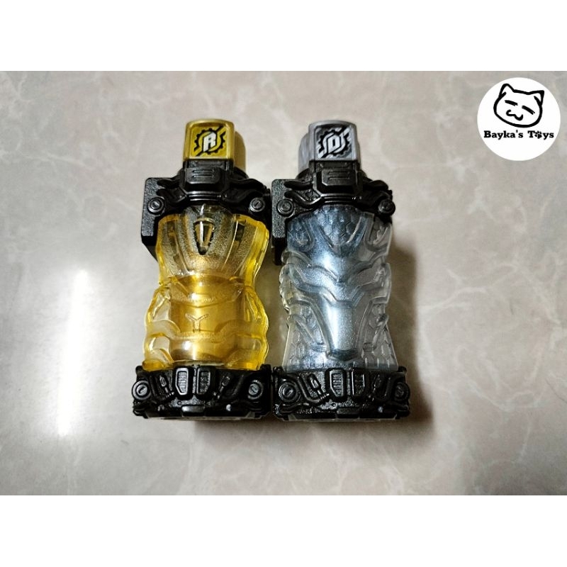 [Chính hãng Bandai]Đồ chơi Dx Gold Rabbit &Dx Silver Dragon Bottle dòng Kamen Rider Build