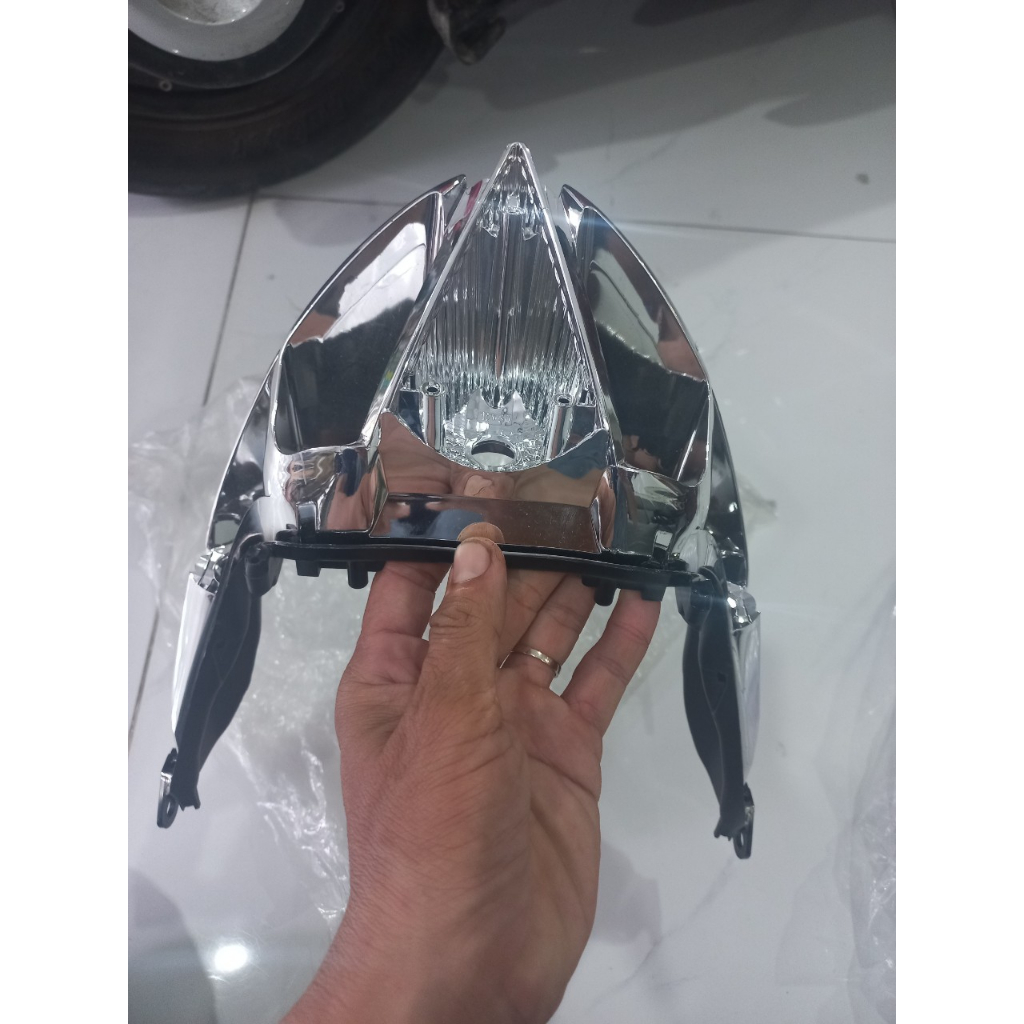 Chụp xi nhan sau Ab 110 thái