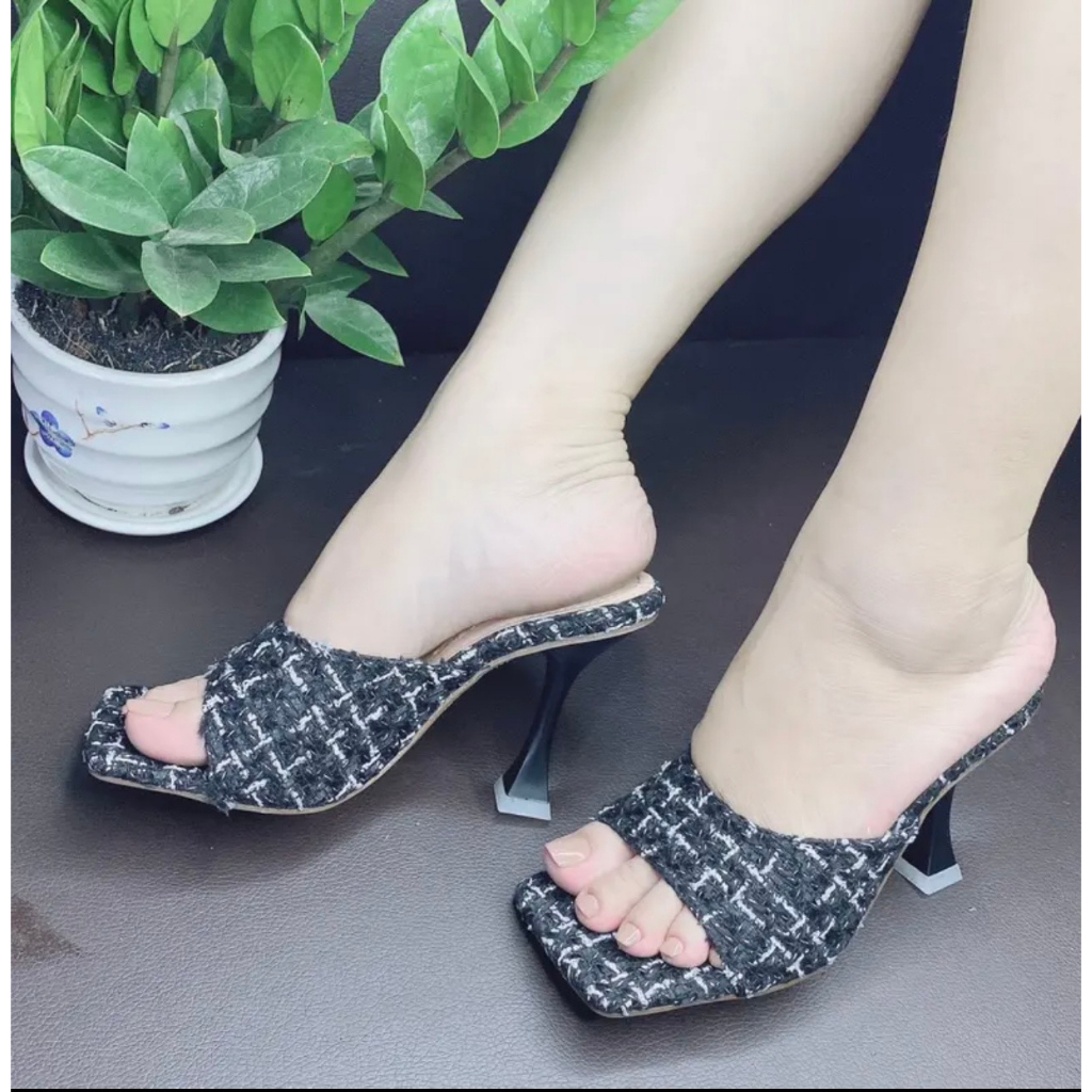 Dép cao gót 9cm kẻ dạ hottend