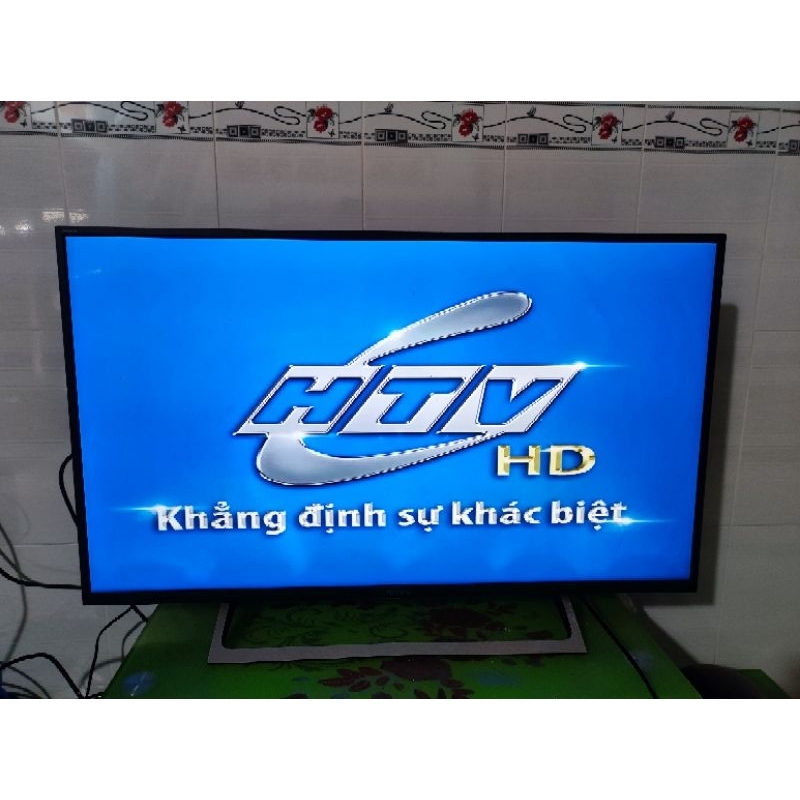 Box truyền hình thay thế cái cũ bị hư
