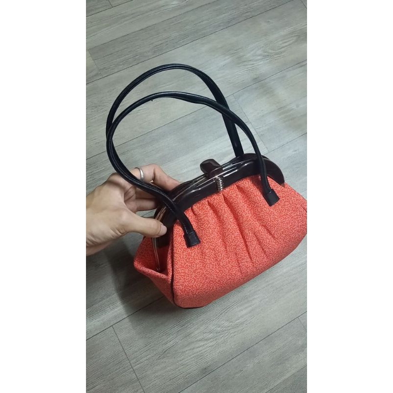 Hàng si, đã sử dụng- Cốp tiệc vải màu cam sang, xinh, đẹp, mua combo giá rẻ