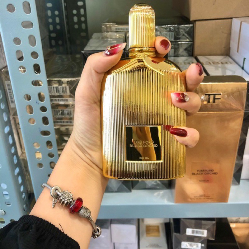 Nước hoa Tom Ford vỏ vàng