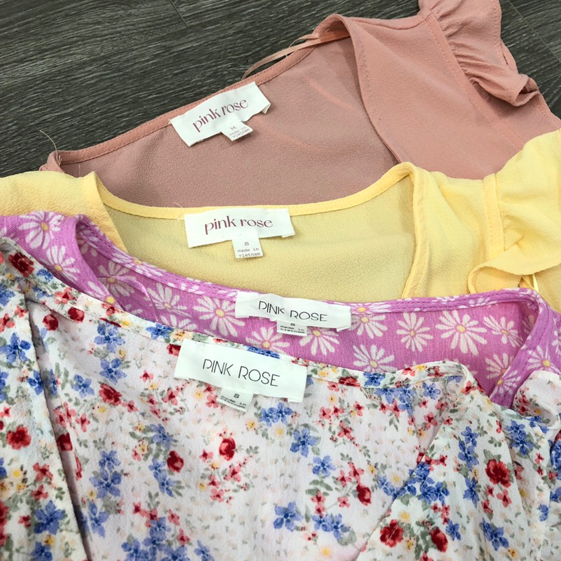 Áo kiểu hoa nhí nữ MADELINE BABYDOLL ROSÉ TOP A575