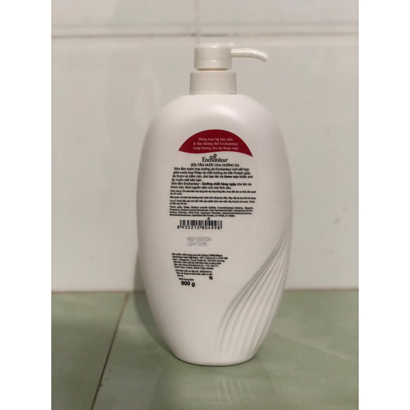 Sữa tắm Enchanteur 900g