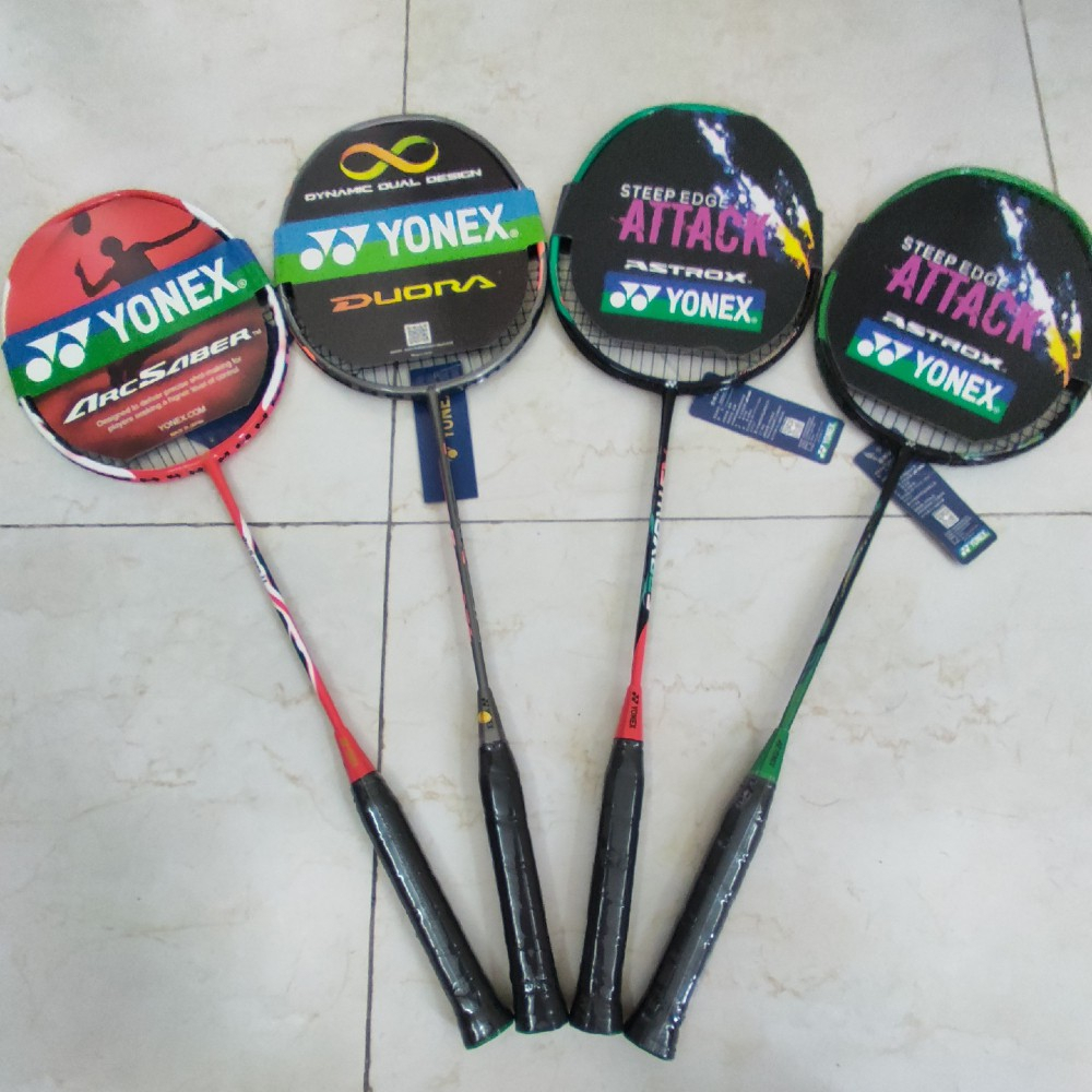 Vợt cầu lông Y0NEX khung carbon dây căng sẵn lực căng 8.5kg màu ngẫu nhiên 1 chiếc