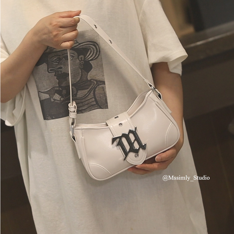 Túi xách nữ đeo chéo đeo vai 2 kiểu điệu đà cá tính Capucha T318