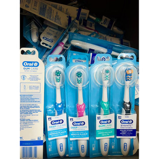 Bàn chải pin oral-B 3D White Action của Mỹ