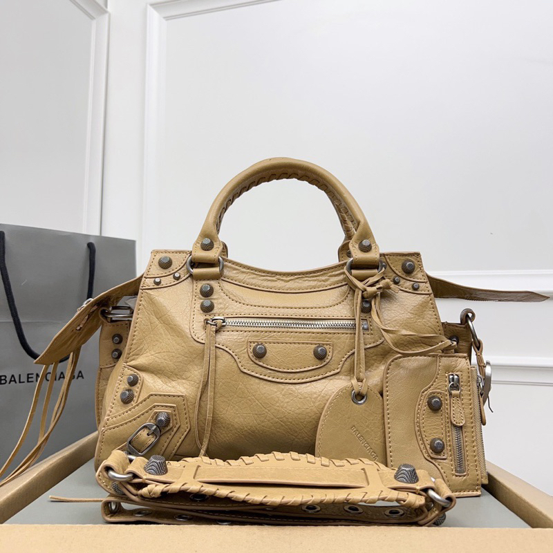 Túi xách Balenciaga Neo Cagole XS 1:1 da cừu hiệu ứng nhăn nguyên miếng size 32x21x14cm
