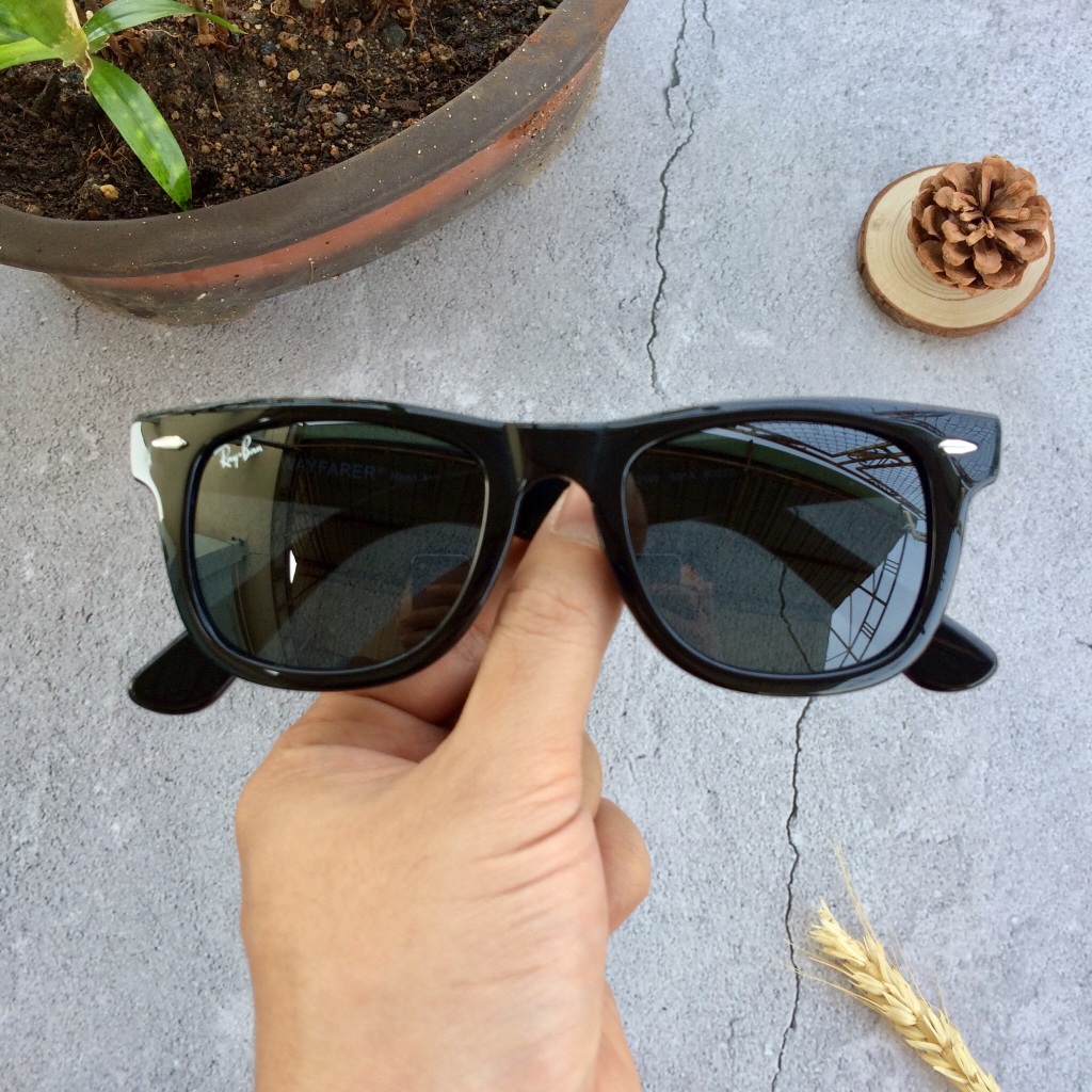 Kính Rayban Wayfarer Mắt Đen Nguyên Zin Qua Sử Dụng - Tròng thuỷ tinh chống tia cực tím thiết kế ôm mặt cực thời trang