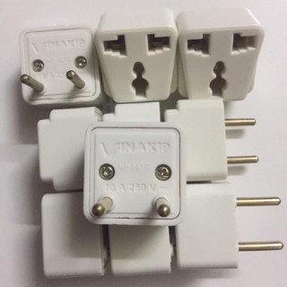 Chân cắm điện chuyển đổi từ 3 chân sang 2 chân vinakip
