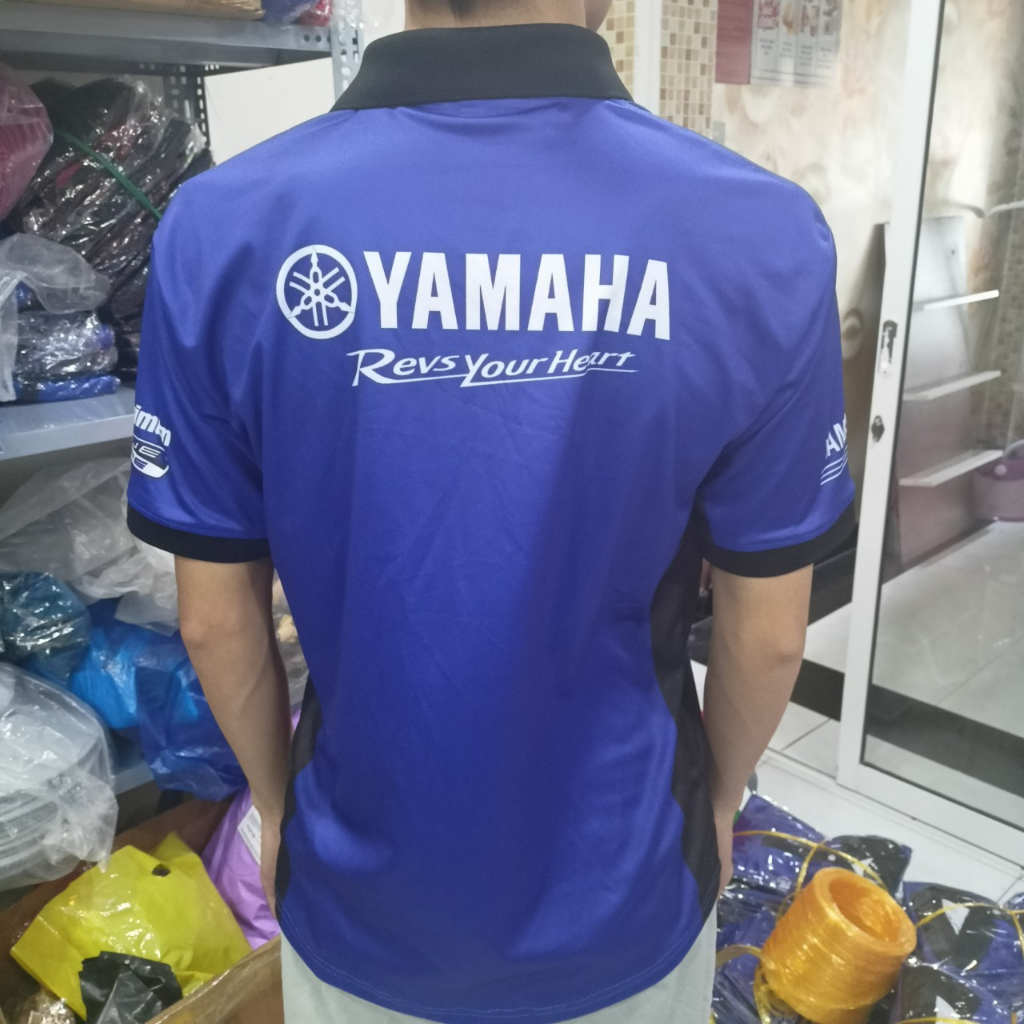 Áo thun xanh yamaha, áo thun trắng và váy yamaha
