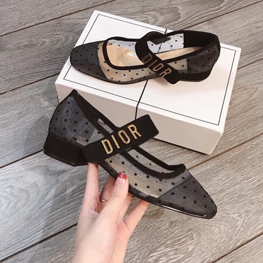 Giày búp bê Dior phong cách tiểu thư Vintage