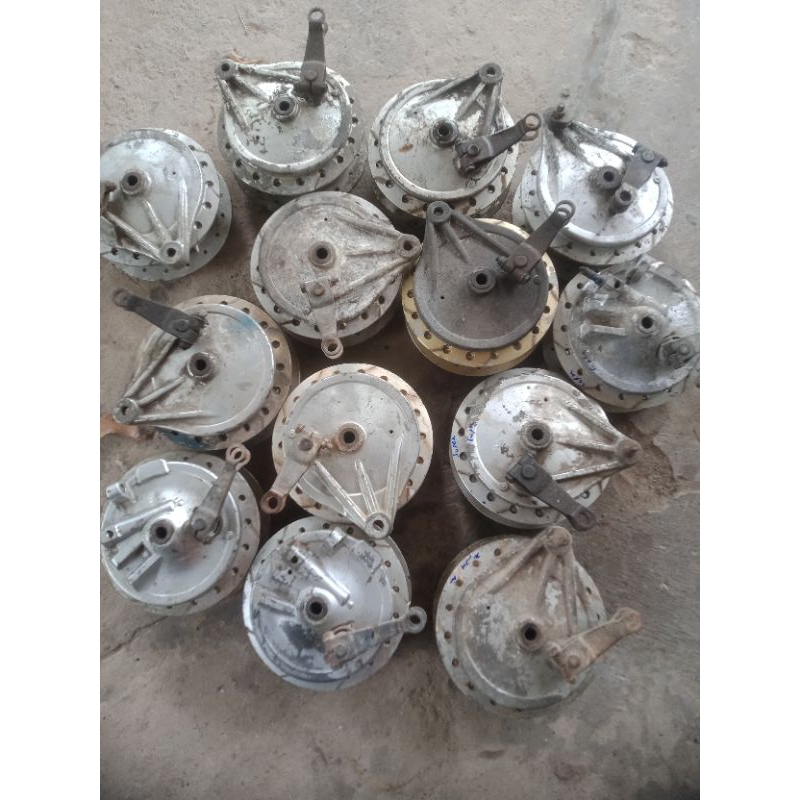 Cặp đùm wapha hay super dream rin rã xe,có luôn má đùm rịn,nguyên rin,có trầy và bông sơn.