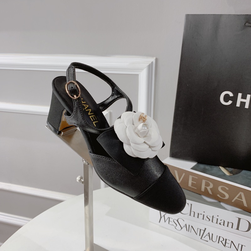 🎀 SỈ GIÀY NỮ AN SHOES🎀 Sangdal bít mũi  hoa trà gót vuông 7cm. Hàng quảng châu full box.