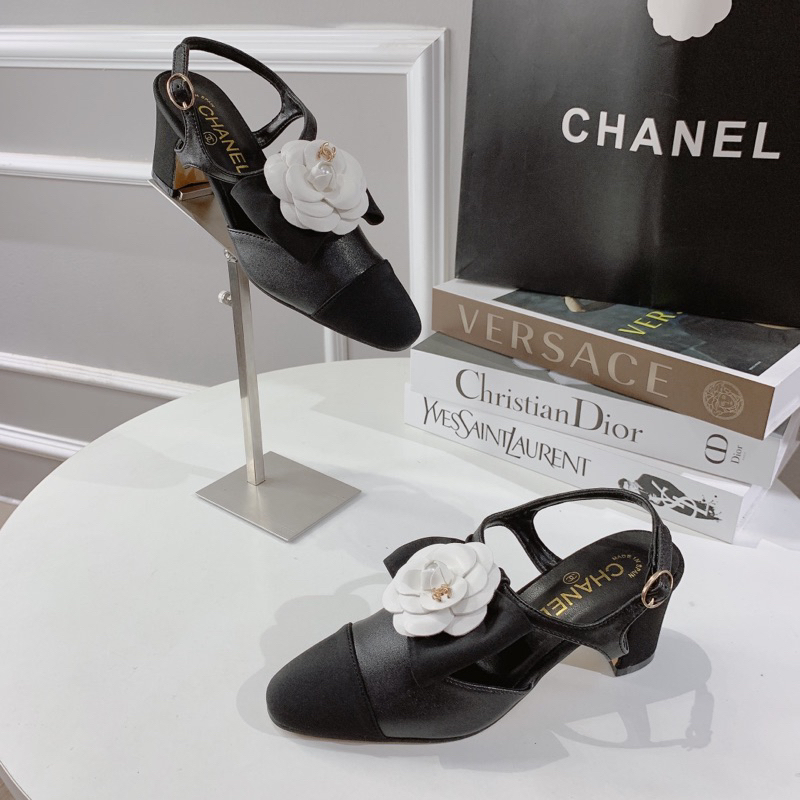 🎀 SỈ GIÀY NỮ AN SHOES🎀 Sangdal bít mũi  hoa trà gót vuông 7cm. Hàng quảng châu full box.