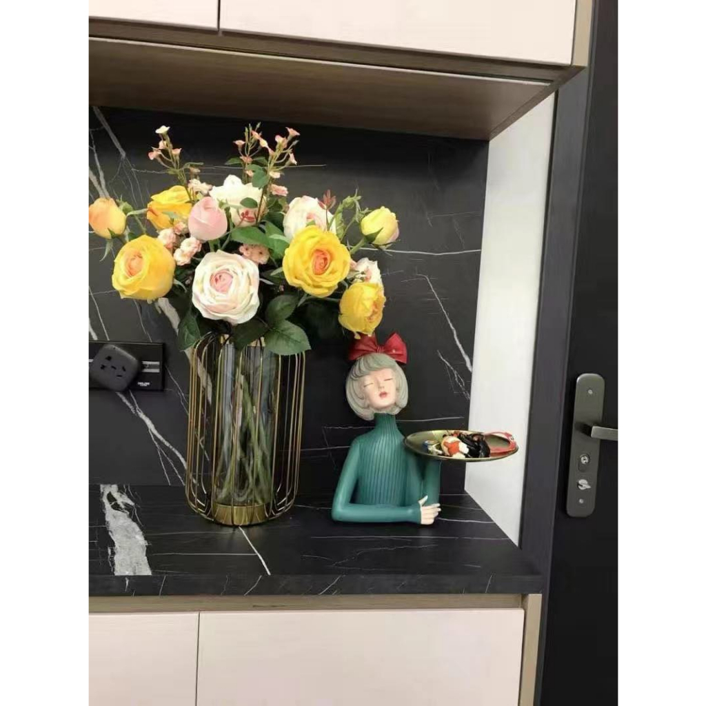 Tượng cô gái bê khay, khay đựng đồ, khay để chìa khóa, deco nhà