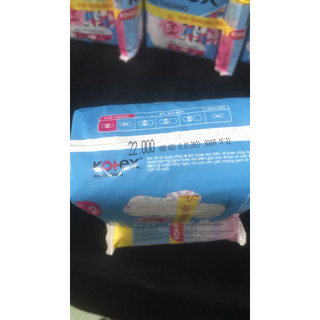 Băng vệ sinh Kotex mỏng cánh bịch 8 miếng
