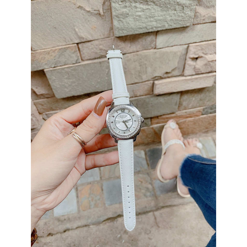 Đồng hồ nữ coach boyfriend viền hạt, dây da màu đen / trắng , size 35mm