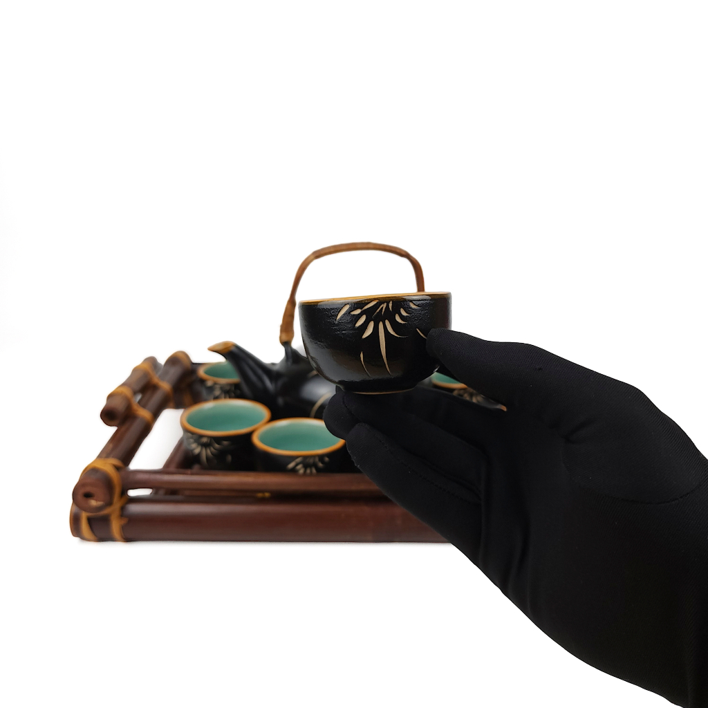 Bộ ấm chén khắc trúc Gốm Sứ Bát Tràng Linh Khang quai mây kèm khay mây