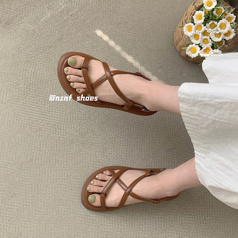 Sandal nữ xỏ ngón quai mảnh đế bằng thời trang