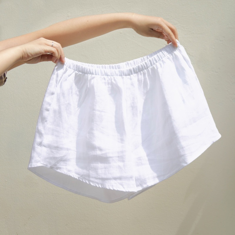 RedA - Quần ngắn lưng thun Pearl Short