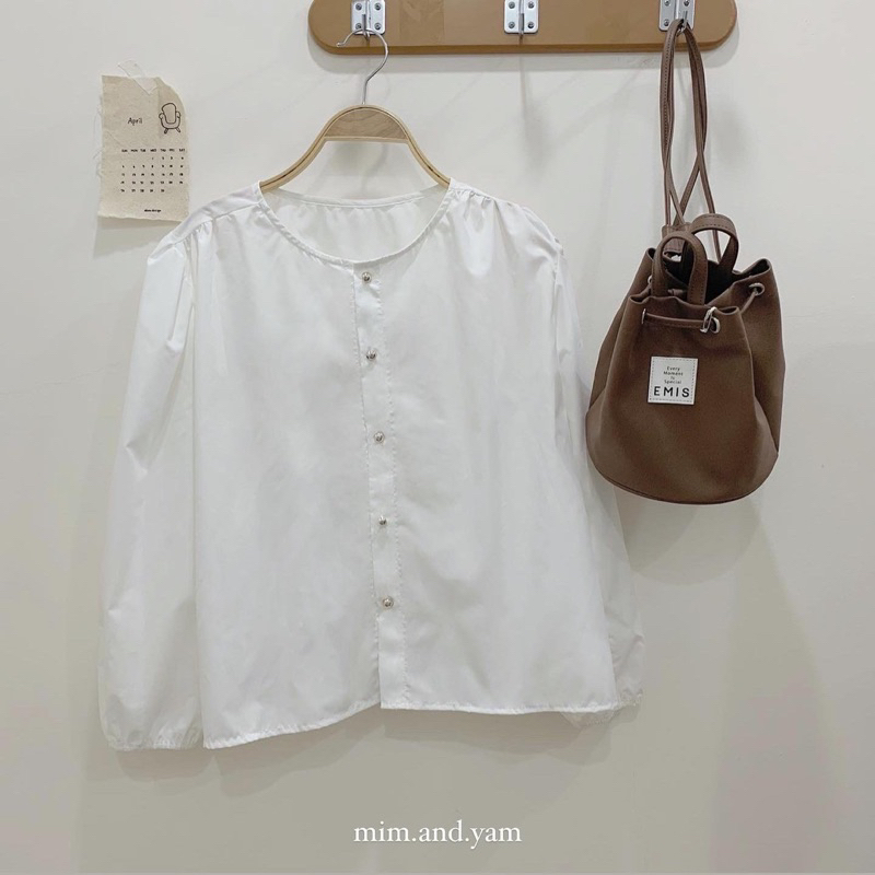 Áo thô trơn cúc tròn