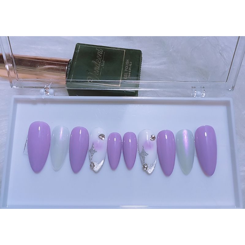 Nail box sơn gel màu trắng tím tráng gương ánh tím, mắt mèo